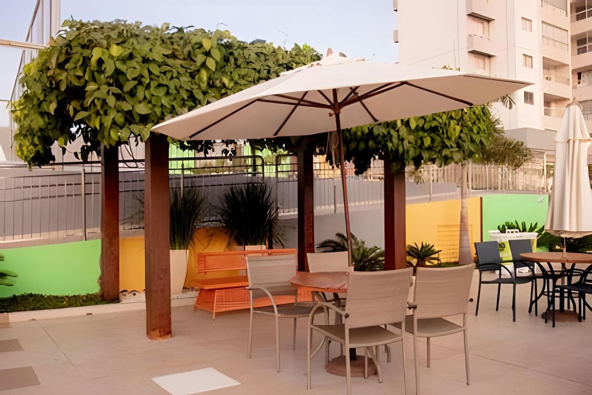Apartamento Flat Com Sacada E Linda Vista Da Caldas Novas